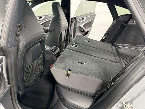 Used 2021 Audi RS 7 Sportback image 33