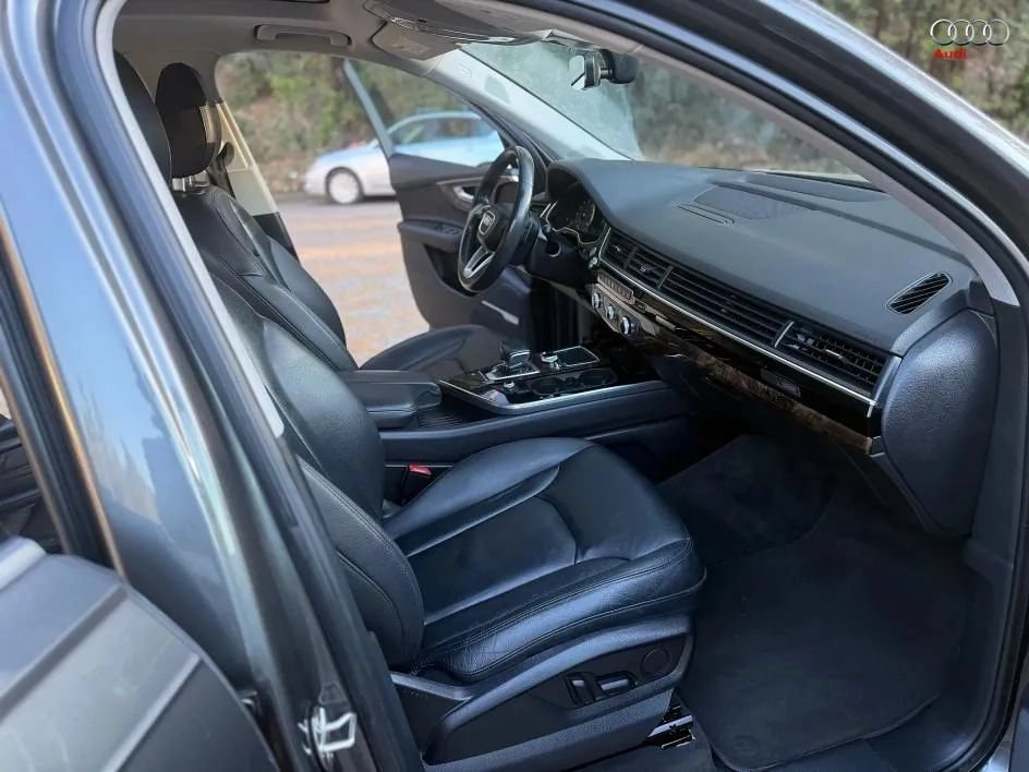 Used 2018 Audi Q7 3.0T Premium Plus AWD/4WD image 15