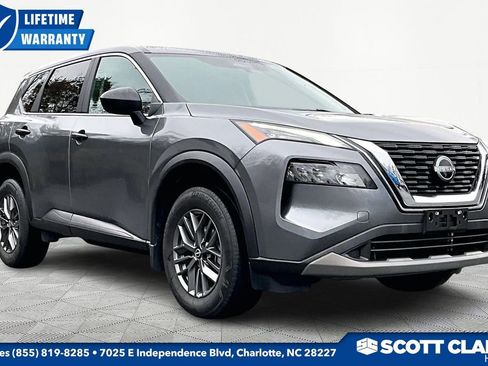 Used 2023 Nissan Rogue S image 1