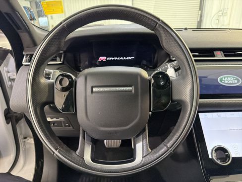 Used 2020 Land Rover Range Rover Velar R-Dynamic S image 16