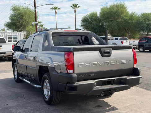 Used 2003 Chevrolet Avalanche 2WD image 5