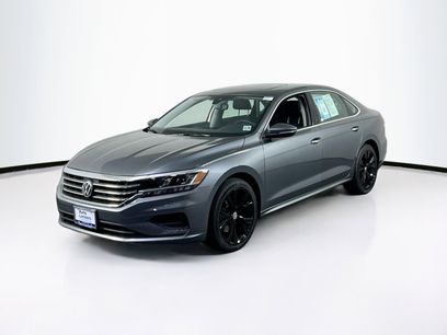 Used 2022 Volkswagen Passat 2.0T SE