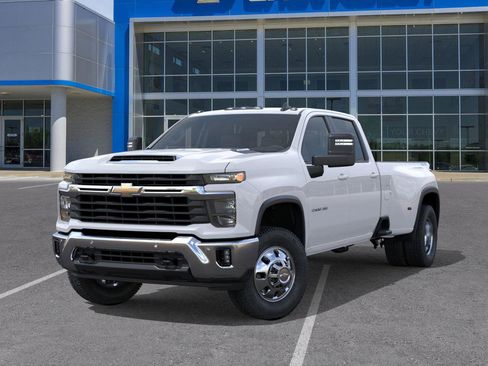 New 2026 Chevrolet Silverado 3500 LT w/ All Star Edition image 6