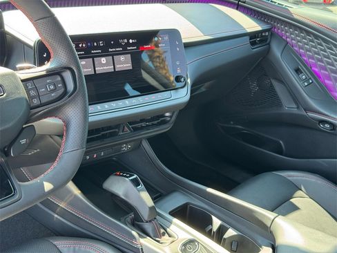 Used 2024 Dodge Charger R/T w/ Plus Group image 15