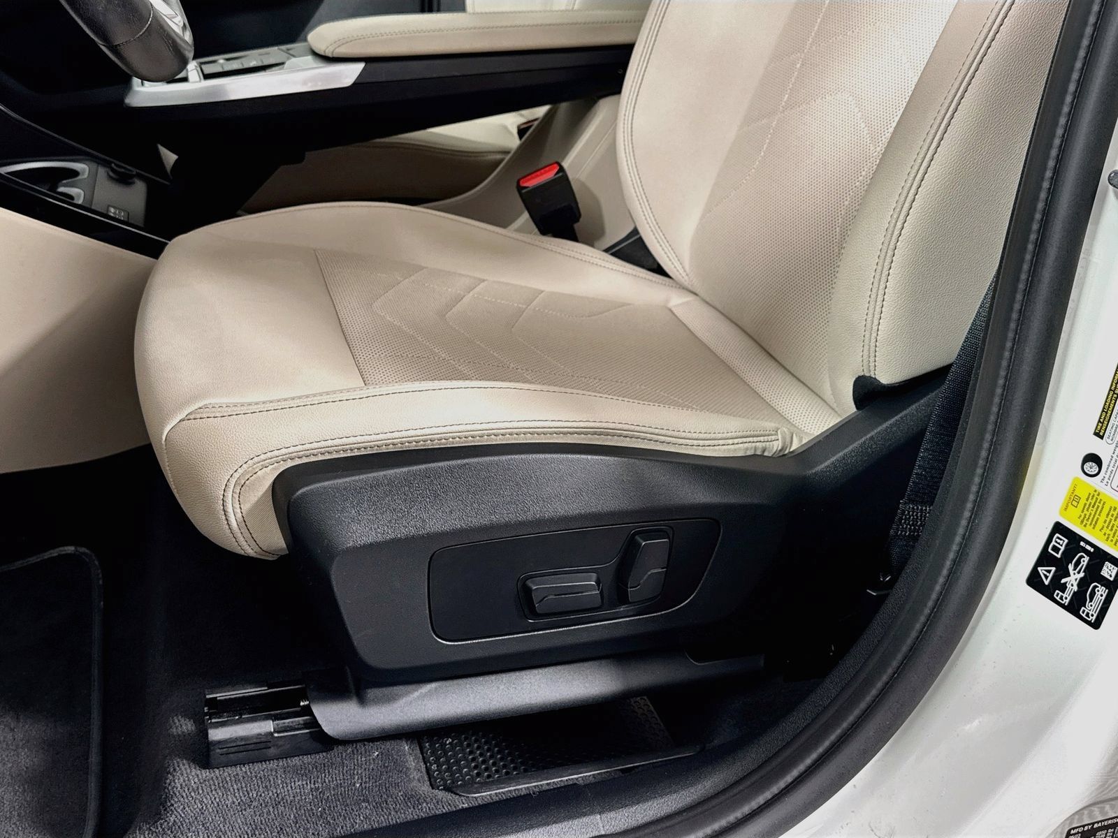 Used 2023 BMW X1 xDrive28i w/ Convenience Package AWD/4WD image 19