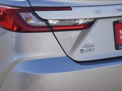 Used 2025 Toyota Camry LE w/ Convenience Package AWD/4WD image 9
