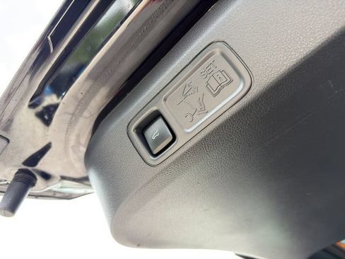 Used 2024 Ford Expedition Limited AWD/4WD image 48