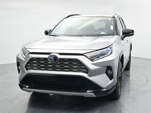 Used 2019 Toyota RAV4 XSE w/ XSE Weather Package AWD/4WD image 3