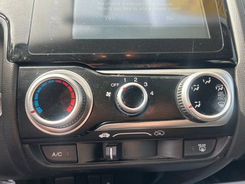 Used 2015 Honda Fit EX image 18