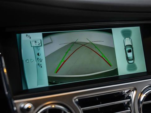 Used 2016 Rolls-Royce Wraith image 24