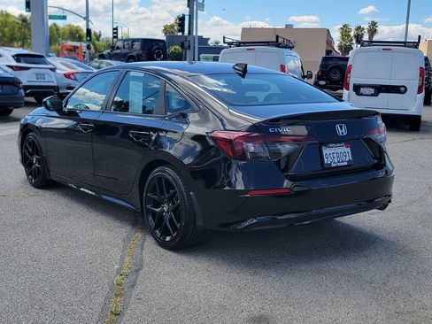 Used 2025 Honda Civic Sport image 8