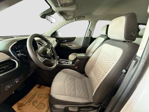 Used 2021 Chevrolet Equinox LS FWD image 20