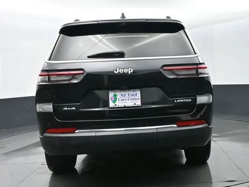 Used 2024 Jeep Grand Cherokee L Limited w/ Luxury Tech Group II image 8