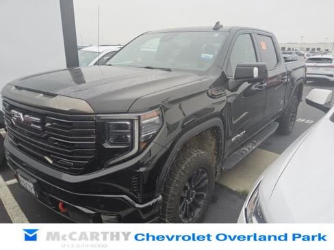 Used 2023 GMC Sierra 1500 AT4X AWD/4WD image 4