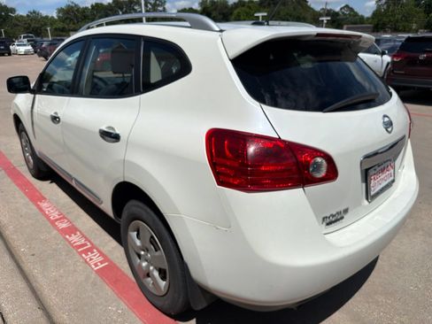 Used 2014 Nissan Rogue S w/ Convenience Package AWD/4WD image 6