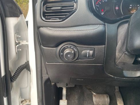 Used 2022 Dodge Durango GT image 14