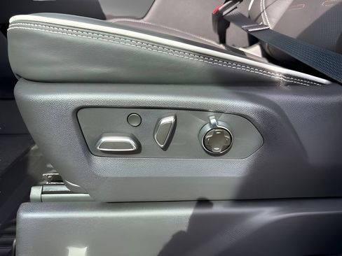 New 2026 GMC Sierra 2500 AT4X AWD/4WD image 29