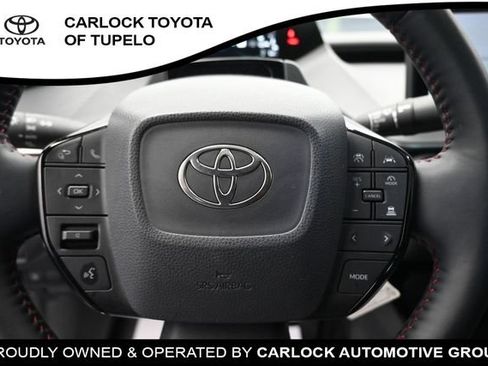 Used 2025 Toyota Prius Plug-In Hybrid FWD image 23