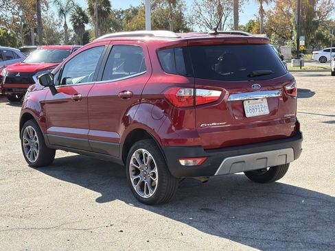 Used 2021 Ford EcoSport Titanium image 5