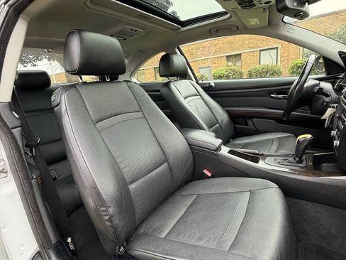 Used 2011 BMW 328i xDrive Coupe AWD/4WD image 13