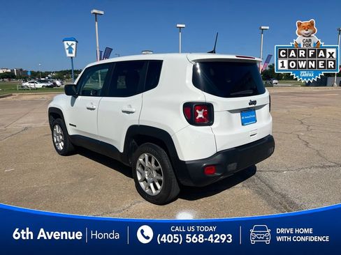 Used 2023 Jeep Renegade Latitude AWD/4WD image 7
