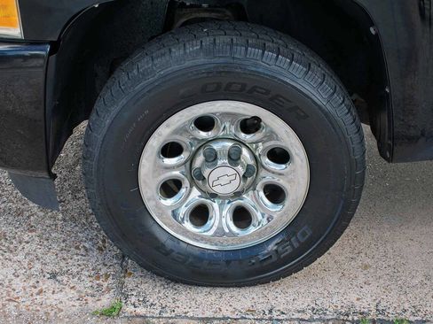 Used 2011 Chevrolet Silverado 1500 W/T w/ LS Package image 33