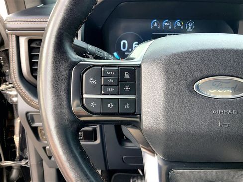 Used 2023 Ford Expedition Platinum AWD/4WD image 24