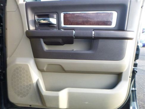 Used 2011 RAM 2500 Laramie w/ Cold Weather Group image 24