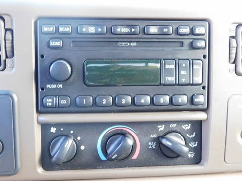 Used 2004 Ford F350 Lariat AWD/4WD image 15