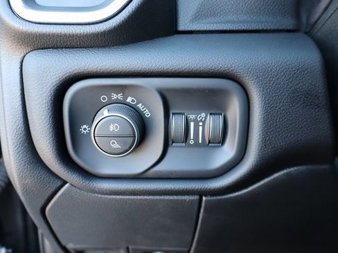 Used 2025 RAM 2500 Laramie w/ Sport Appearance Package image 15