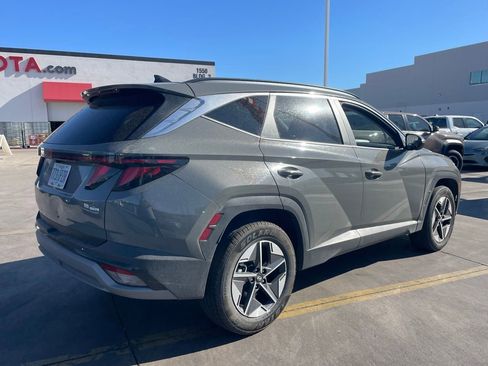Used 2025 Hyundai Tucson SEL image 2