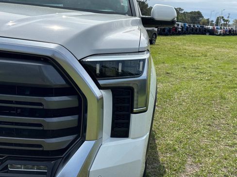 Used 2022 Toyota Tundra Limited image 9