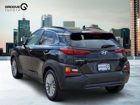 Used 2020 Hyundai Kona SEL Plus w/ Cargo Package image 3