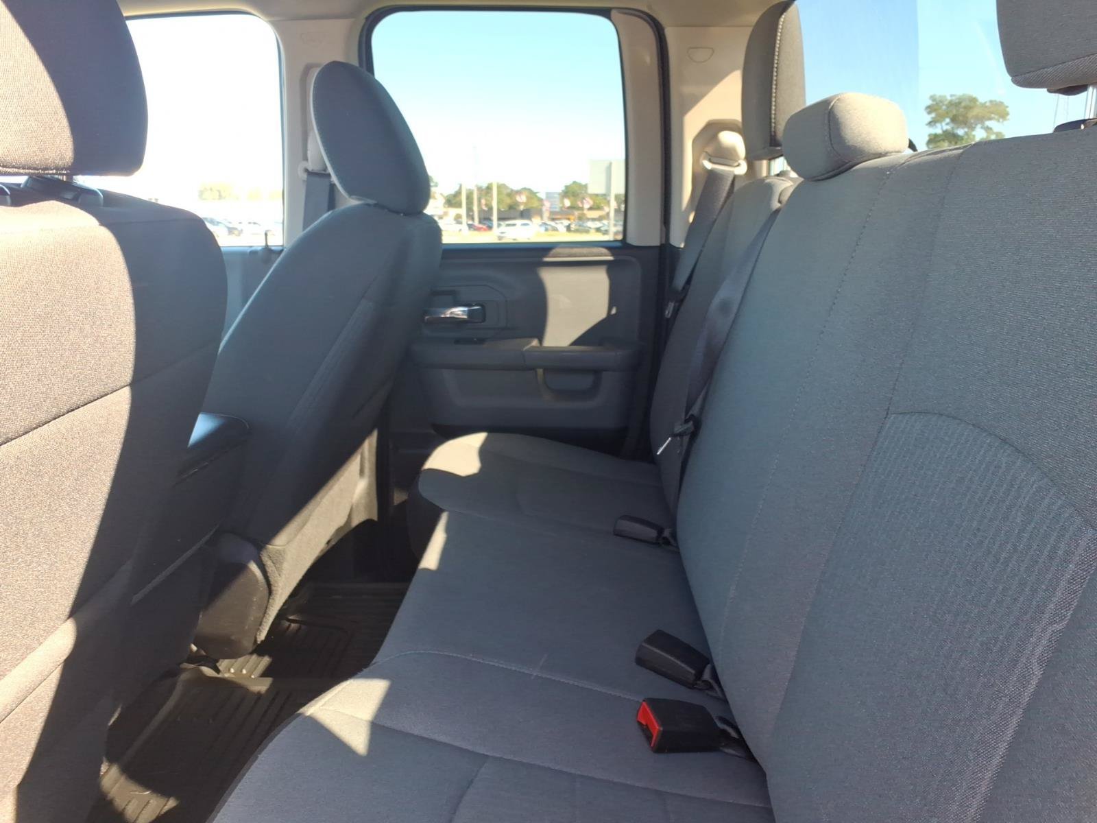 Used 2024 RAM 1500 Classic SLT AWD/4WD image 10