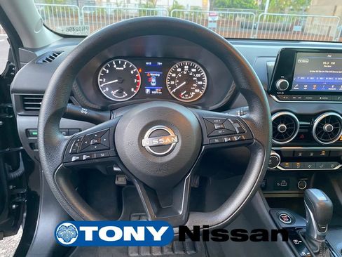 Used 2024 Nissan Sentra S FWD image 32