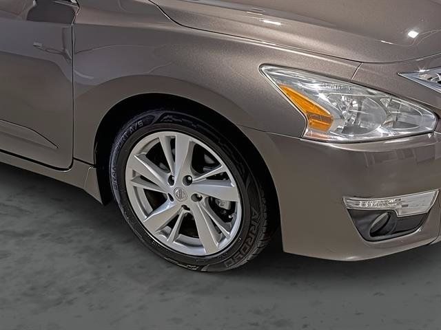 Used 2015 Nissan Altima 2.5 SV w/ Convenience Package FWD image 15