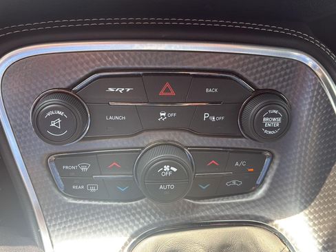 Used 2016 Dodge Challenger SRT Hellcat RWD image 24