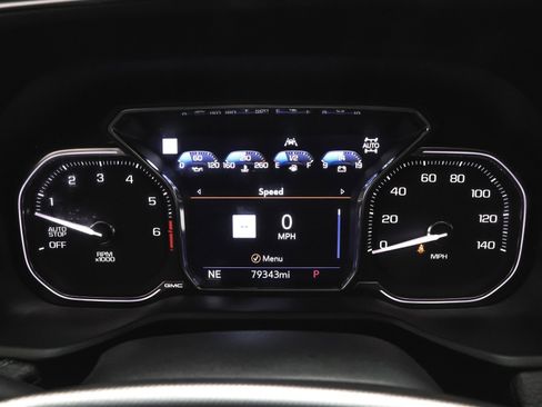 Used 2021 GMC Yukon Denali w/ Denali Premium Package image 35