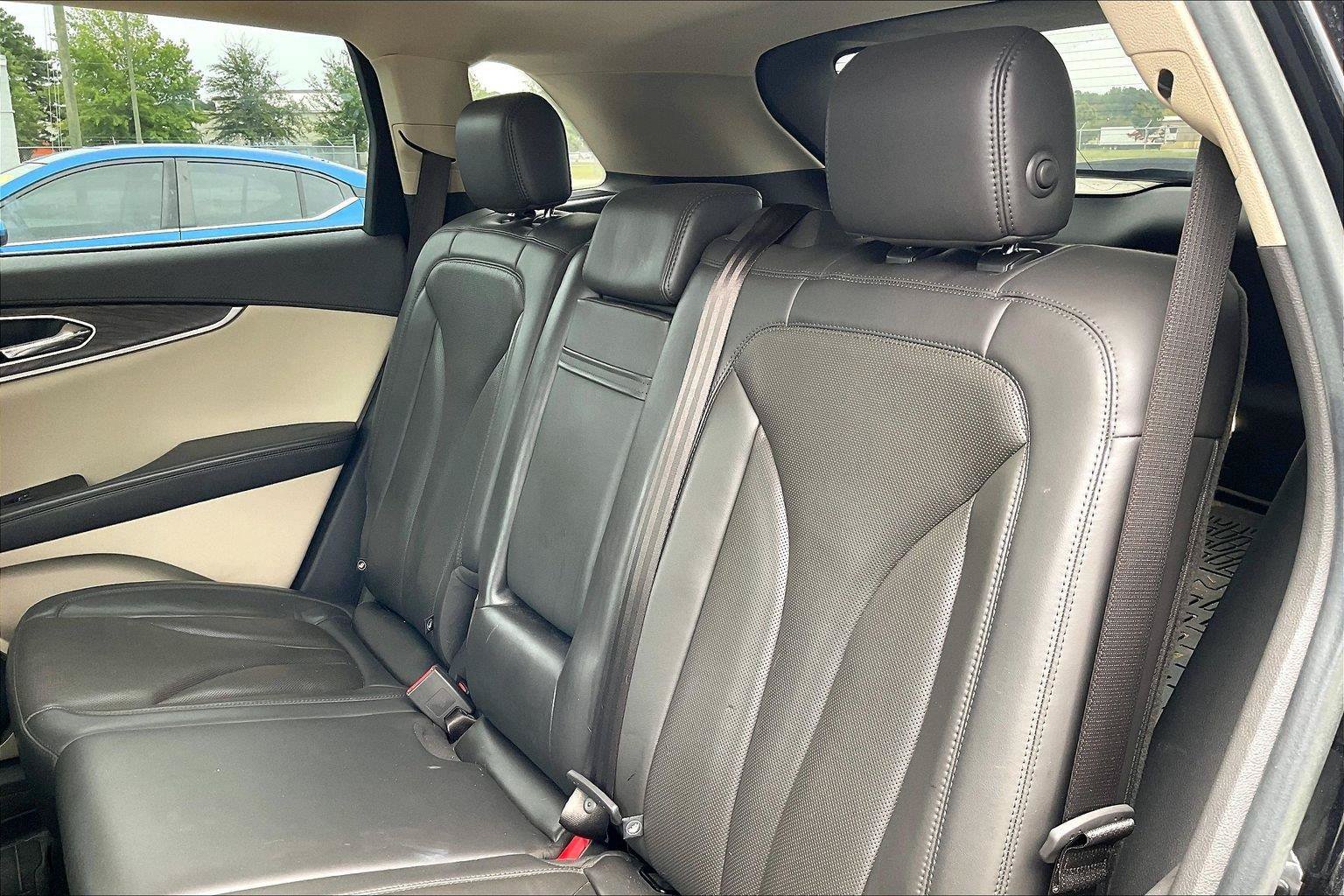 Used 2020 Lincoln Nautilus Reserve w/ Equipment Group 201A AWD/4WD image 5