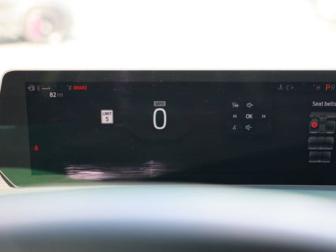 Used 2025 Ford Expedition Platinum w/ Driver's Package image 20