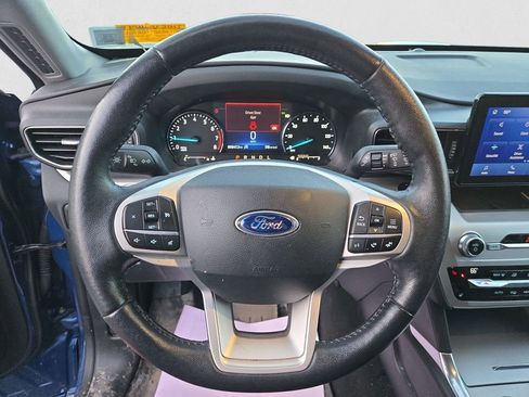 Used 2021 Ford Explorer XLT w/ Equipment Group 202A image 18