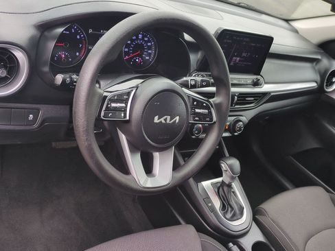 Used 2023 Kia Forte LXS FWD image 10