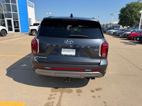 Used 2024 Hyundai Palisade Limited AWD/4WD image 3