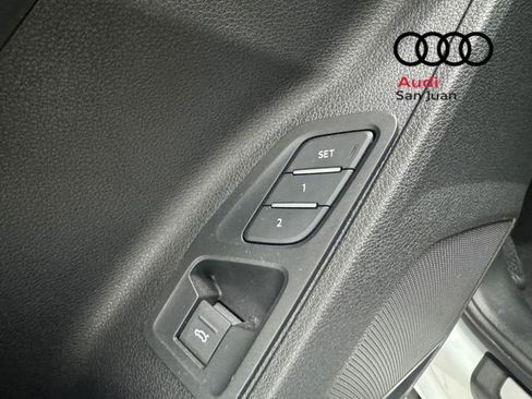 Used 2025 Audi Q3 2.0T Premium w/ Convenience Package image 31