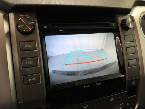 Used 2019 Toyota Tundra SR5 image 18