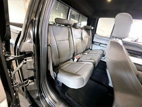 Used 2015 Ford F150 XLT w/ Equipment Group 302A Luxury image 29