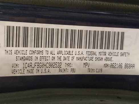 Used 2017 Jeep Grand Cherokee Limited image 33