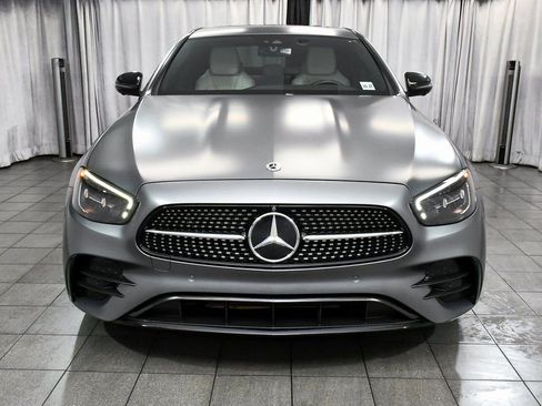 Used 2022 Mercedes-Benz E 450 4MATIC Sedan w/ Night Package image 2