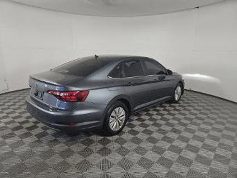 Used 2019 Volkswagen Jetta S w/ Driver Assistance Package image 4