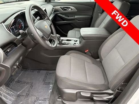 Used 2021 Chevrolet Traverse LS w/ LPO, Cargo Package image 4